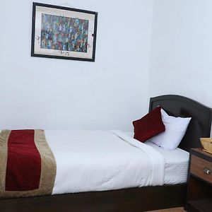 Single Room Private External Bathroom